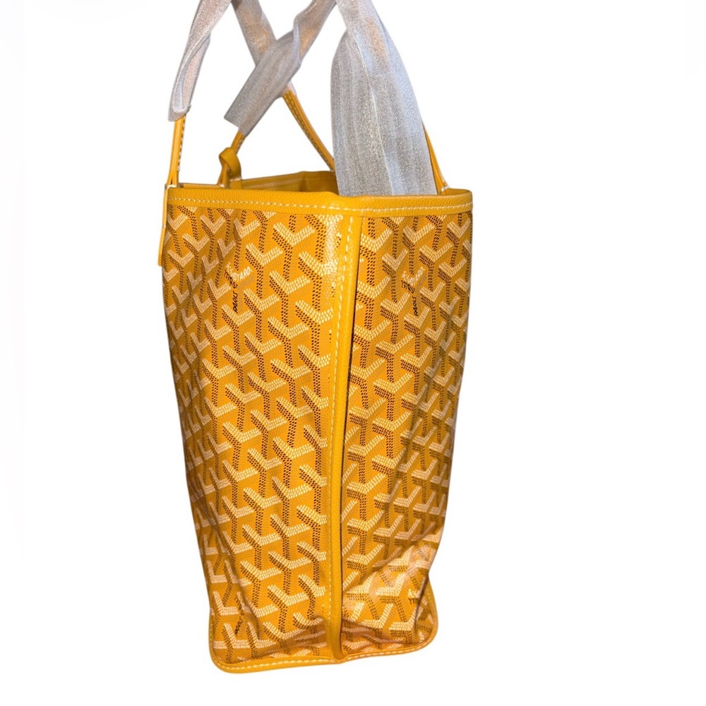 GoGo Reversible Tote - Picture 5 of 11